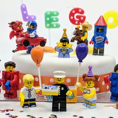 Click & Snap: Party Time For LEGO Minifigures