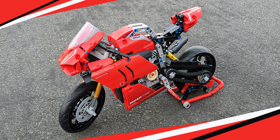 http://bricksfanz.com/wp-content/uploads/2020/06/LEGO-Ducati-Review.jpg