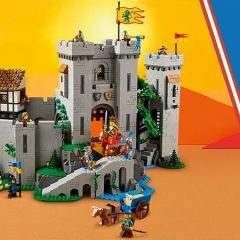 LEGO Lion Knights’ Castle VIP Early Access
