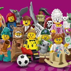 LEGO Minifigures S24 WHSmith Full Box Offer