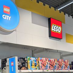 LEGO Store Branding Expands To Other Retailers