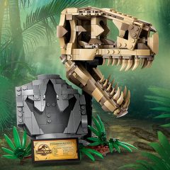LEGO Jurassic World T. rex Skull & Fossil Revealed
