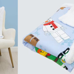 Cosy Up This Christmas With A Festive LEGO Blanket
