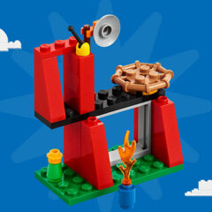 Come In & Play At LEGO Stores This Summer