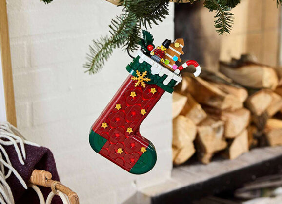 LEGO Christmas Stocking Set Revealed