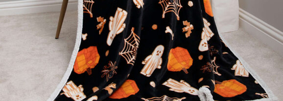 Cosy Halloween LEGO Blanket Revealed